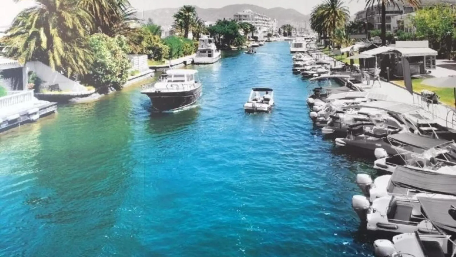 Ferienhaus In Empuriabrava Mit Grill